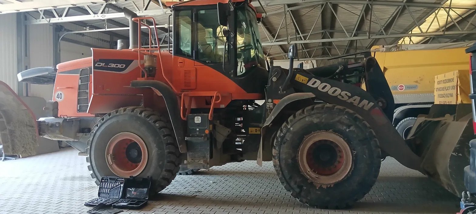 Doosan DL300 SCR OFF EGR OFF maszyna budowlana DK Garage